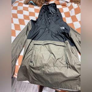 North face windbreaker pullover